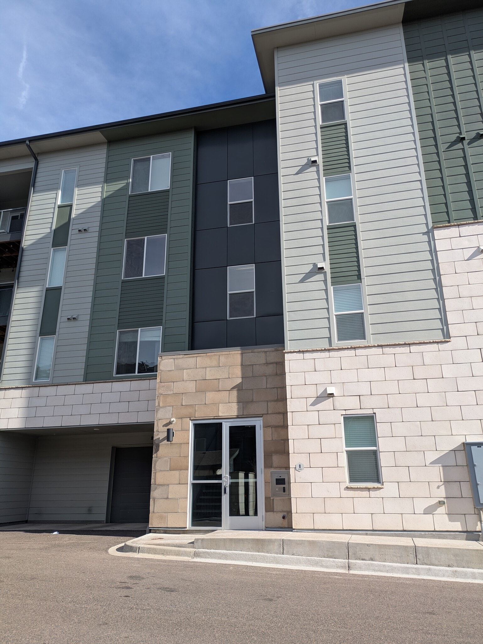 Building Photo - 9287 Twenty Mile Rd