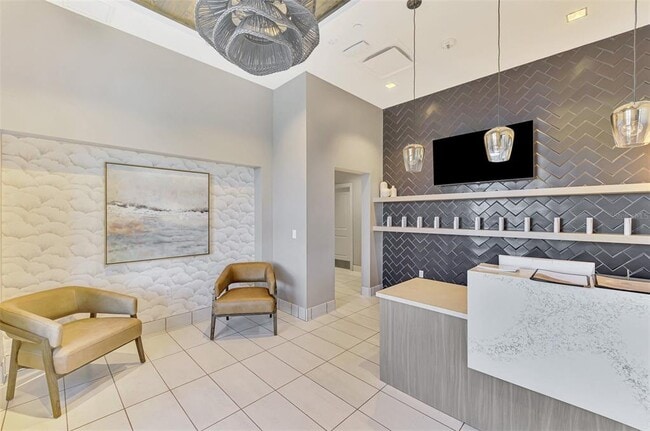 Building Photo - 12470 Wellen Golf St