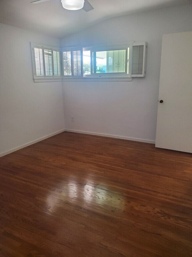 Building Photo - Recently Upgraded and Refreshed House with Pool and Casita
