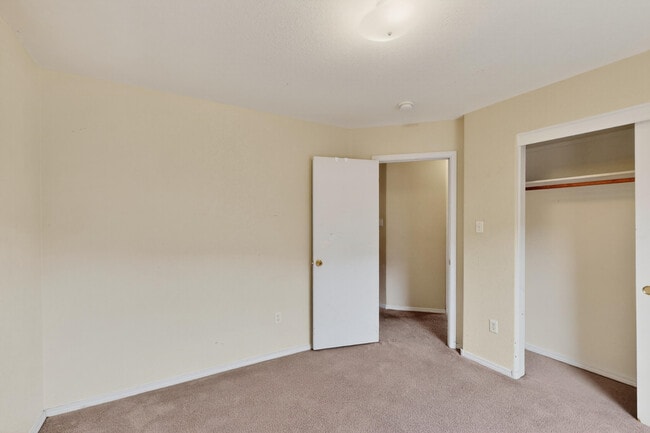Building Photo - 9000 Violet Orchid Tr SW