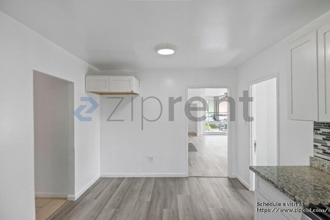 Building Photo - 2617 78th Ave