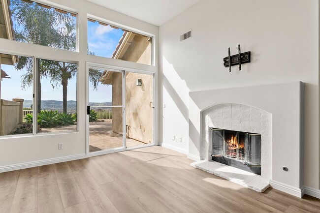 Building Photo - Freshly Renovated | Single-Level with VIEW...