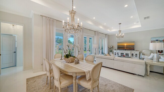 Building Photo - 1111 Mallorca Dr