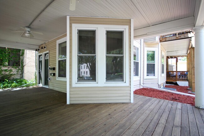 Building Photo - 3200 Aldrich Ave S