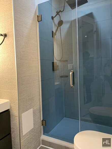 Building Photo - East 18th Street