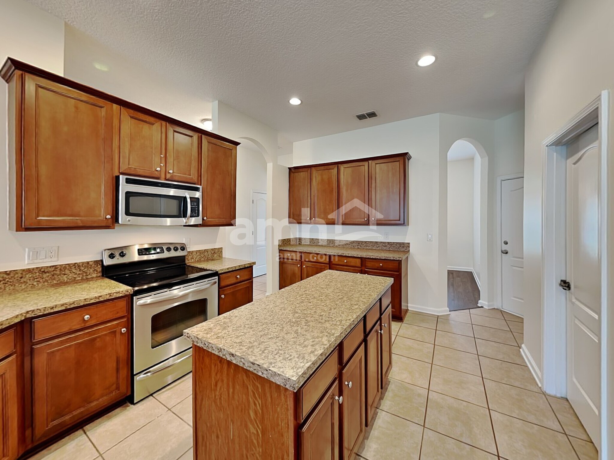 Building Photo - 2532 Creekfront Dr