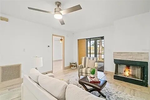 Building Photo - 25107 Northlake Dr