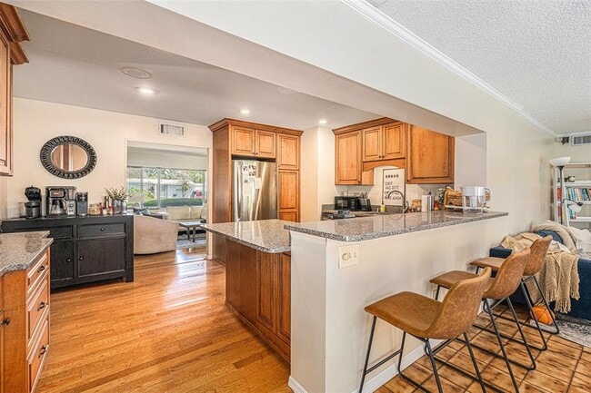 Building Photo - 4307 S Thatcher Ave