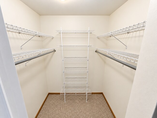 Building Photo - 4000 W Rivers Edge Cir