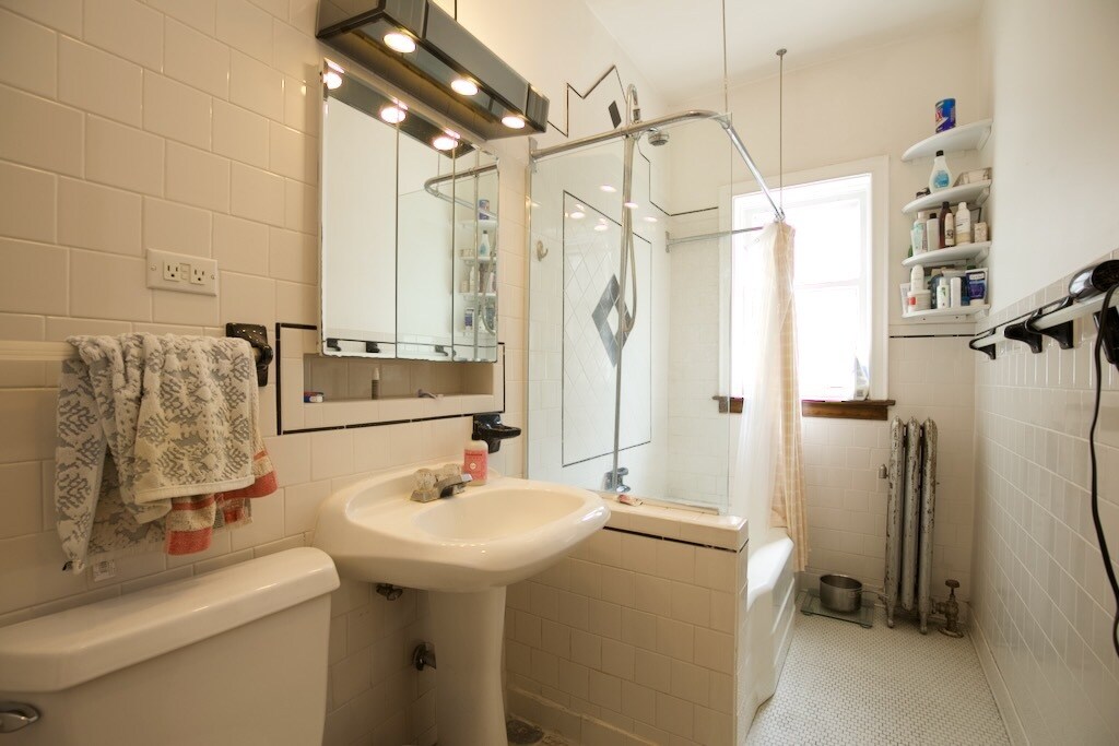 Building Photo - 6314 N Glenwood Ave