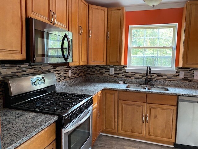 Kitchen - 4614 Snowflower Blvd