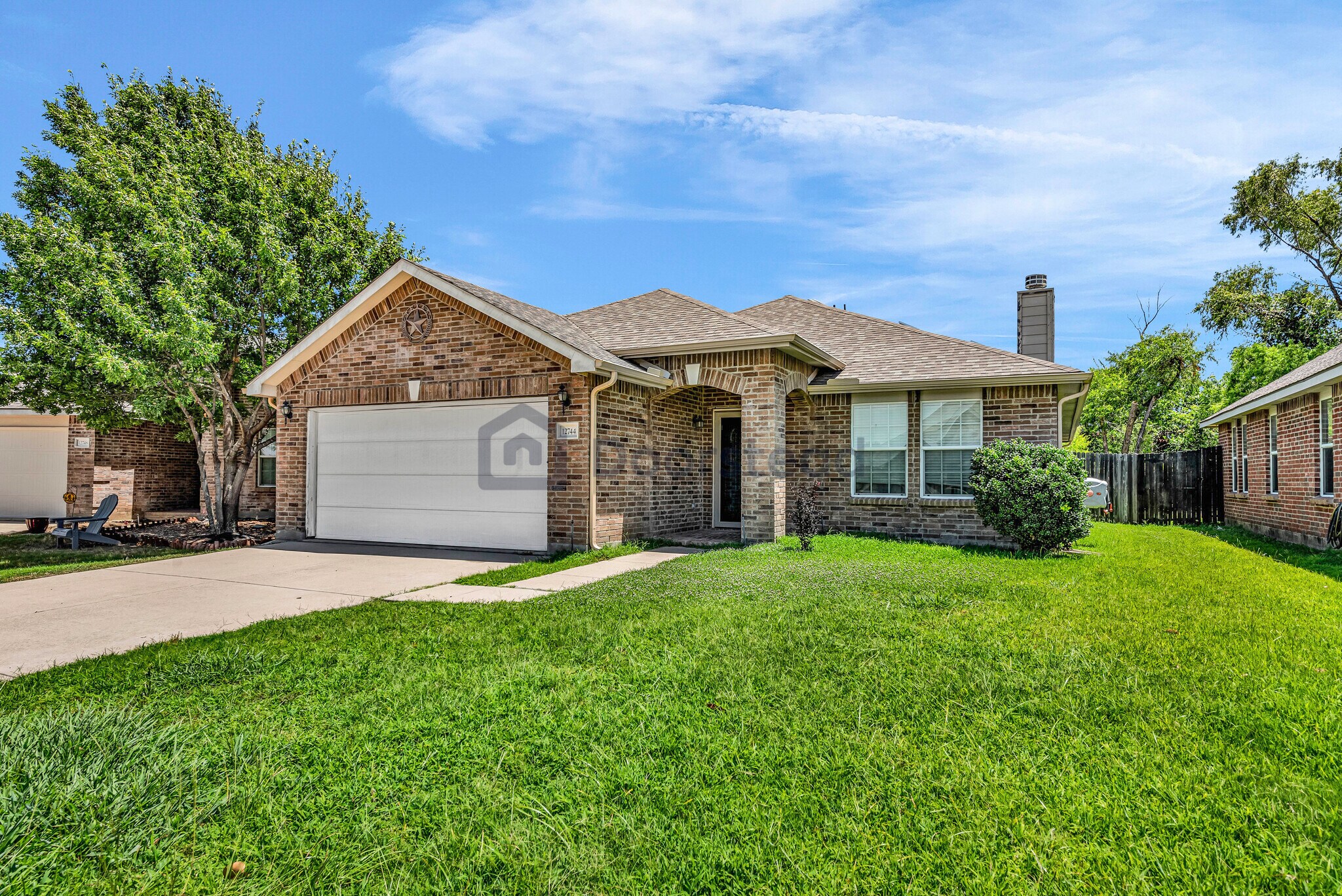 Building Photo - 12744 Northern Pine Dr