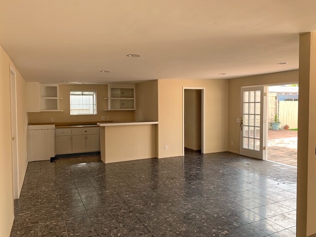 Building Photo - 609 Mildred Ave