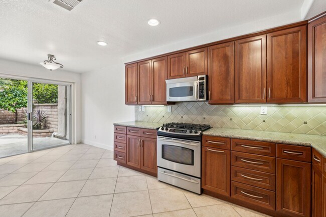 Building Photo - 29441 Port Royal Way