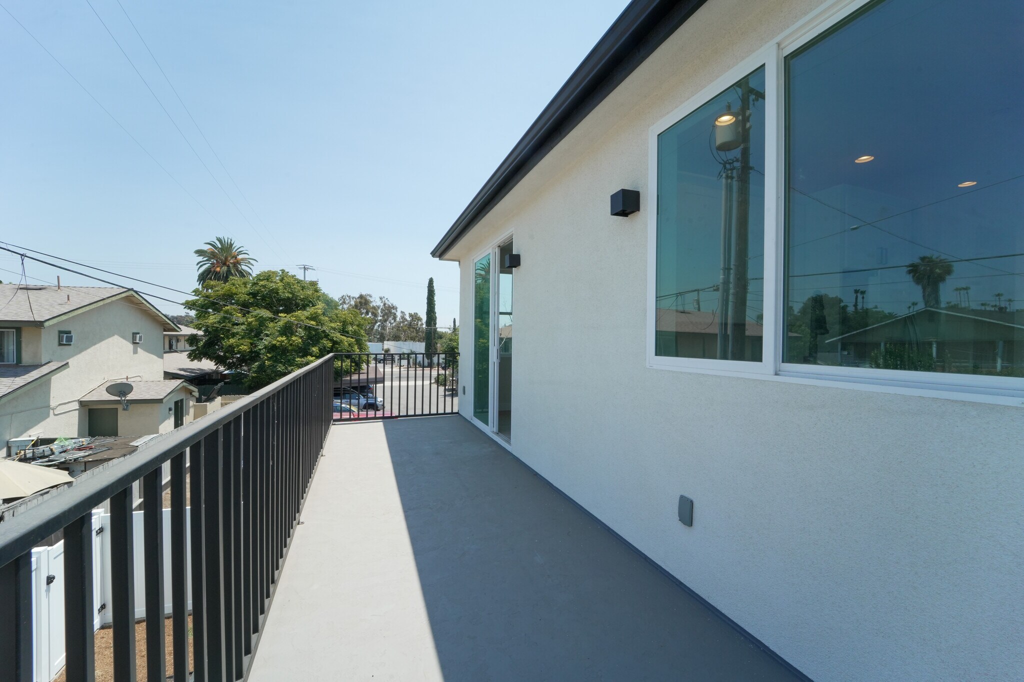 Building Photo - 630 N Juniper St