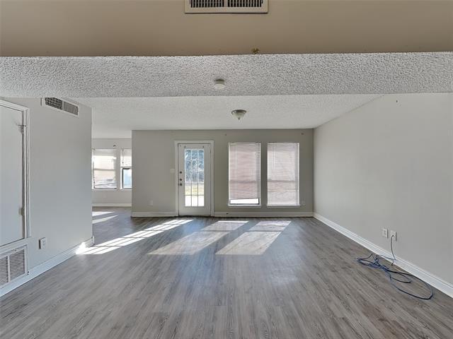 Building Photo - 1506 Briarpath Ln