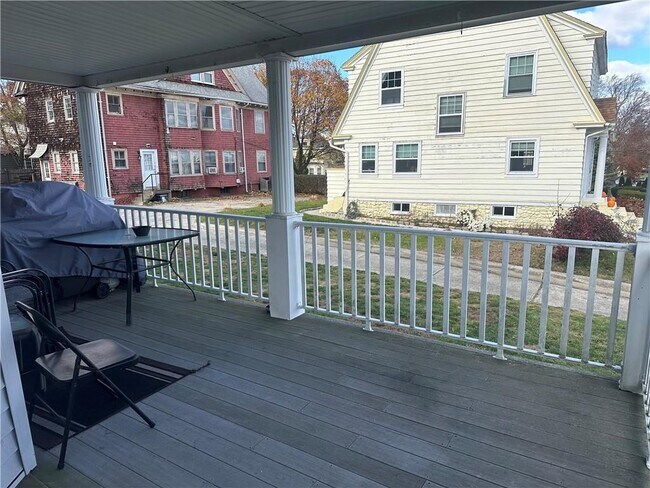 Building Photo - 1229 Narragansett Blvd