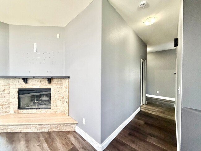 Building Photo - Beautifully Renovated 4 Bedroom Home with INCLUDED Solar, Large Backyard & Gazebo