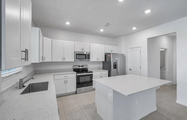 Building Photo - 9438 Cannon Bch Dr
