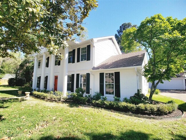 Building Photo - 10603 Brentway Dr