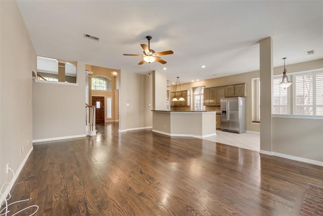 Building Photo - 1013 Basilwood Dr