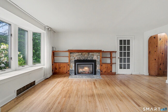 Building Photo - 26 Spruce Mountain Rd