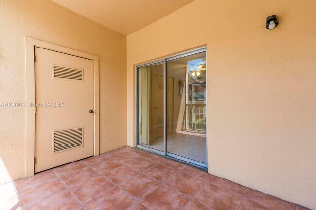 Building Photo - 15290 SW 106th Ln