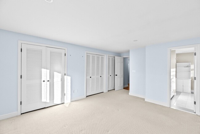 Building Photo - 17 Haystack Ln
