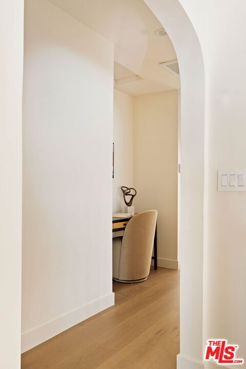 Building Photo - 308 S Highland Ave