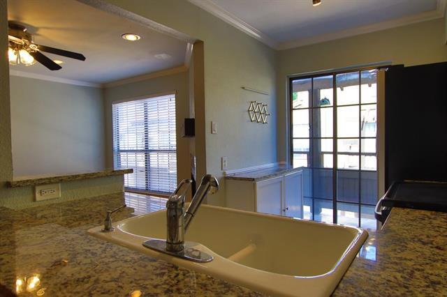 Building Photo - 5757 E University Blvd