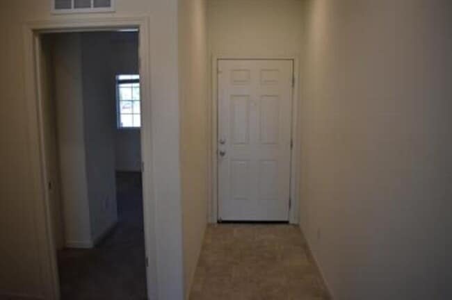 Building Photo - 4297 Lasalle Dr