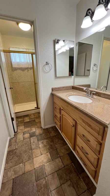 Building Photo - 3591 Quail Lakes Dr