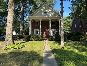 Building Photo - 4702 N Capitol Ave