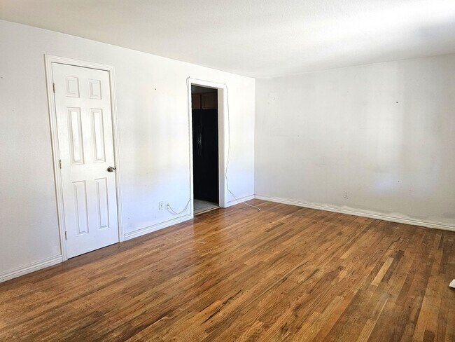 Building Photo - Ranch Style Home with 3 Bedrooms + 4th room/office, 2 Baths and RV parking!