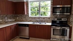 Building Photo - 2130 SW 23rd Terrace