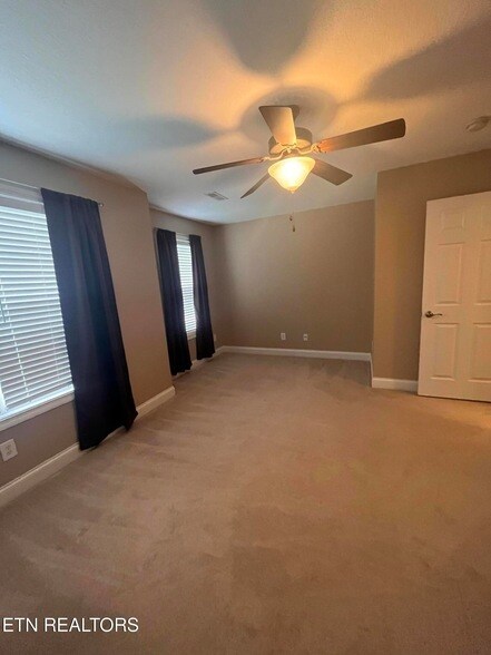 Building Photo - 5408 Oak Harbor Ln