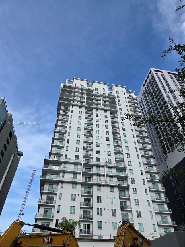 Building Photo - 234 NE 3rd St