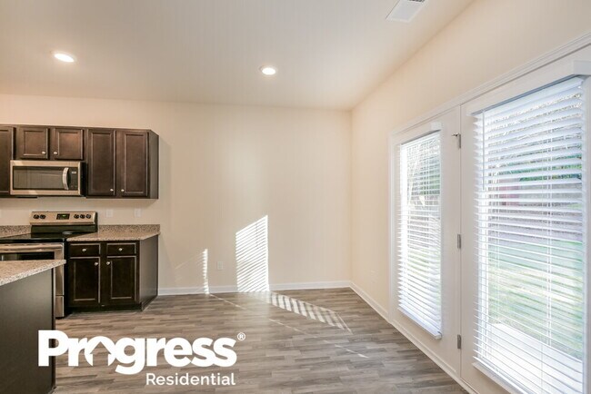 Building Photo - 141 Hamilton Pointe Dr