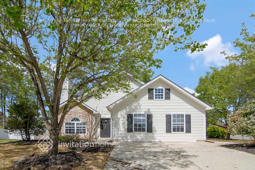 Primary Photo - 2831 Bombay Dr