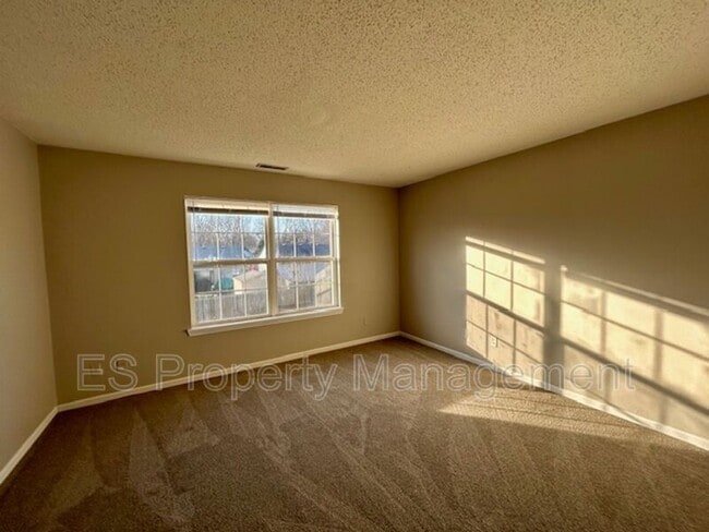 Building Photo - 6316 Long River Ln