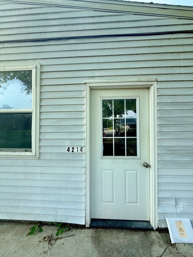 Building Photo - 4214 Elizabethtown Rd