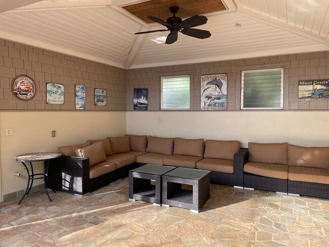 Building Photo - SOUTH MAUI BEAUTIFUL HOME WITH POOL IN MOANA ESTATES --