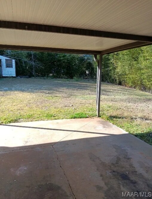 Building Photo - 713 Amity Ln