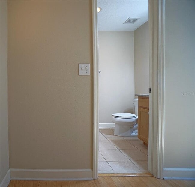 Building Photo - 111 S Melville Ave