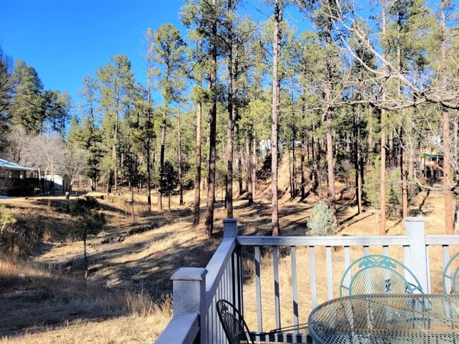 Building Photo - 308-310 Brady Canyon Rd