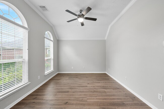 Building Photo - 1855 Silent Shore Ct