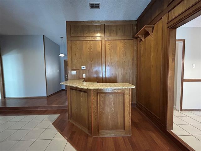 Building Photo - 7436 Meadowview Terrace