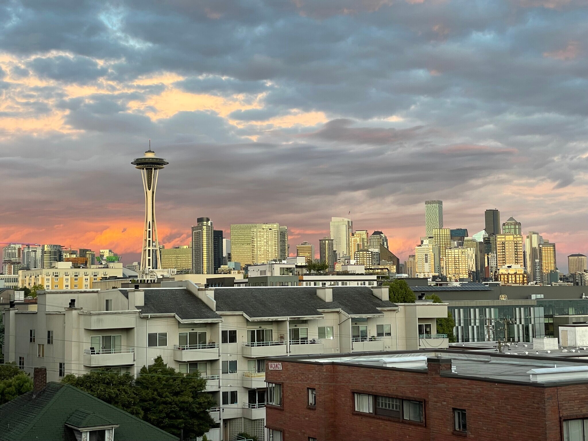 Building Photo - 415 W Mercer St