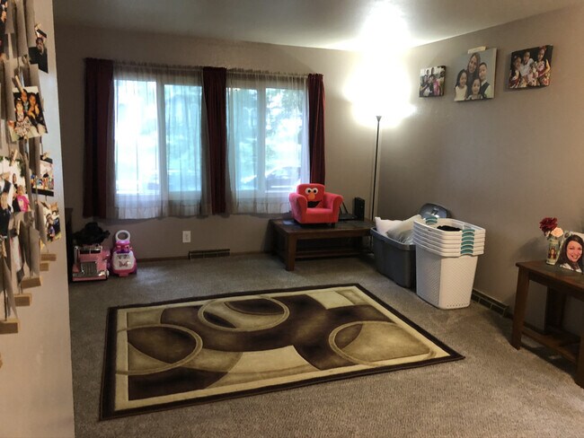 Building Photo - Bay View Duplex