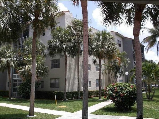 Building Photo - 1800 SW 81st Ave